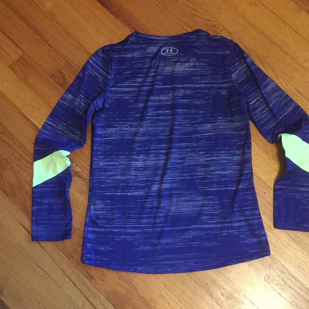 Under Armour top - Picture 4 of 5